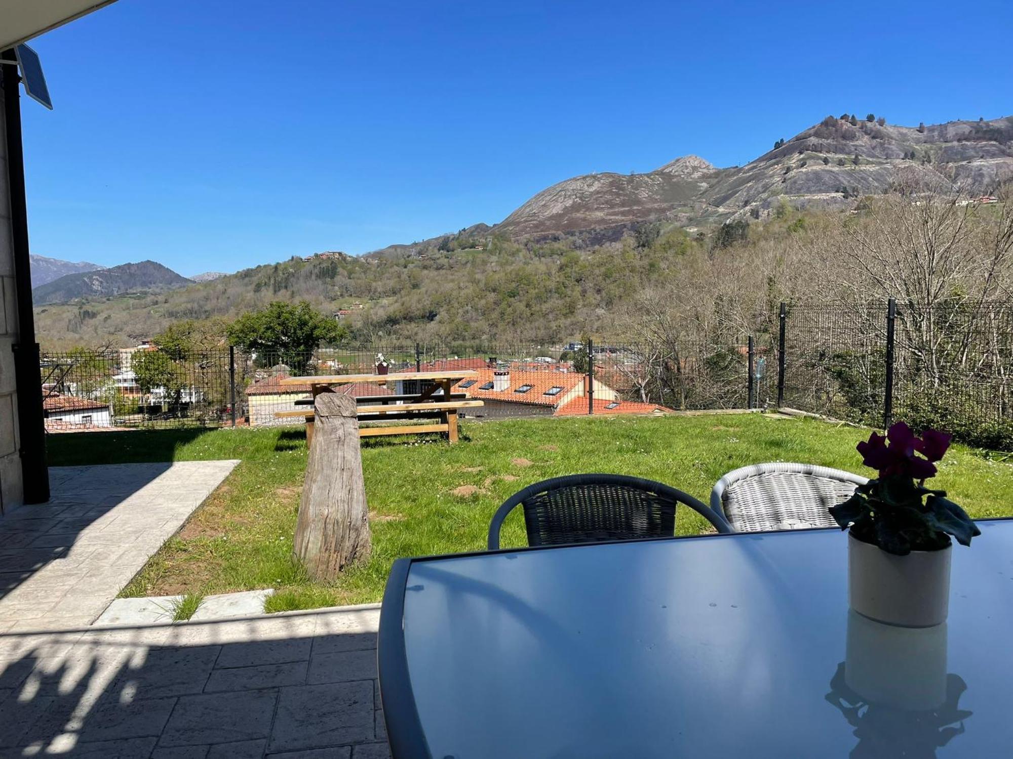 Apartamento Cangas Relax กังกัส เด โอนิส ภายนอก รูปภาพ